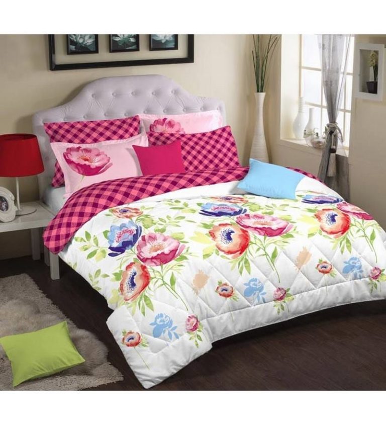 Everything You Need to Know About Washing a Comforter at Home Deely House