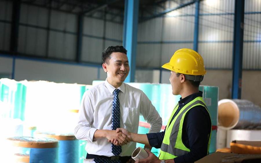 4 Common Mistakes to Avoid When Choosing a Main Contractor in Singapore